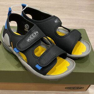 [SOLD] Kids Size 2 | KEEN Knotch Creek OT Sandals Non-Marking Water Shoes NEW
